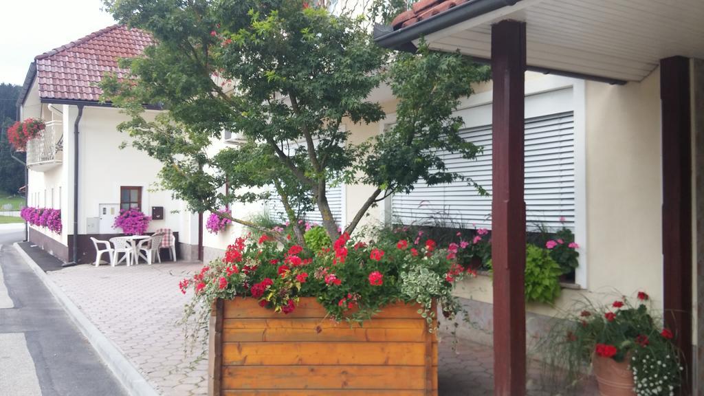 Darja Guesthouse Dob المظهر الخارجي الصورة